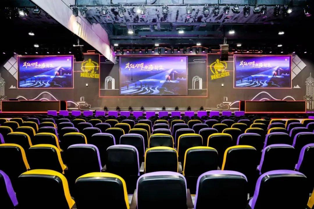 步入教练角 步入教练角